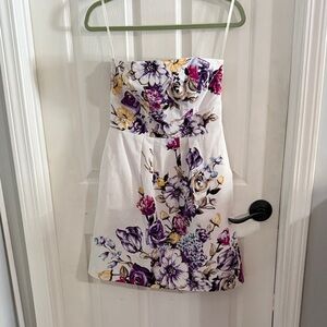 White House Black Market White Dress with Purple Accents